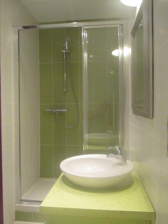 Appartement Comme Chez Soi Страсбург Номер фото